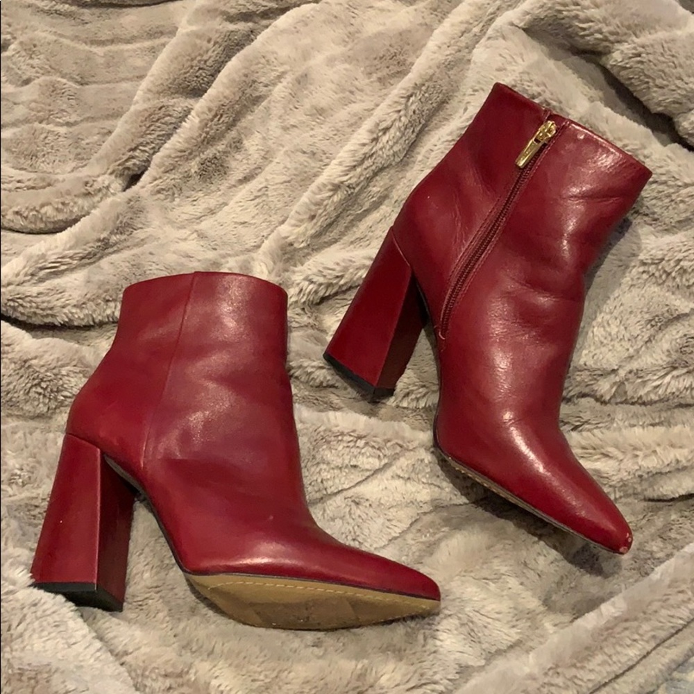 FRANCO SARTO red pointed toe boots - SIZE 9.5 US